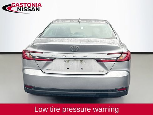 Used 2025 Toyota Camry LE image 6