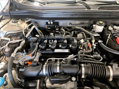 Used 2018 Honda Accord Touring image 35