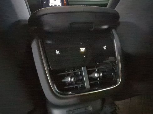 Used 2025 Polestar Polestar 3 image 19