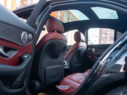 Used 2020 Mercedes-Benz C 300 Sedan image 21