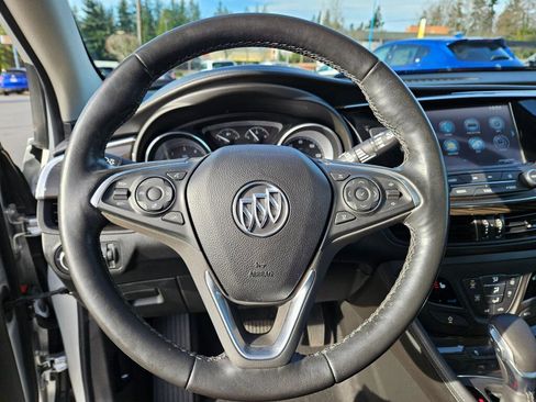 Used 2019 Buick Envision Essence image 29