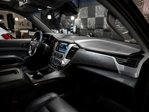 Used 2020 GMC Yukon SLT w/ Open Road Package AWD/4WD image 15