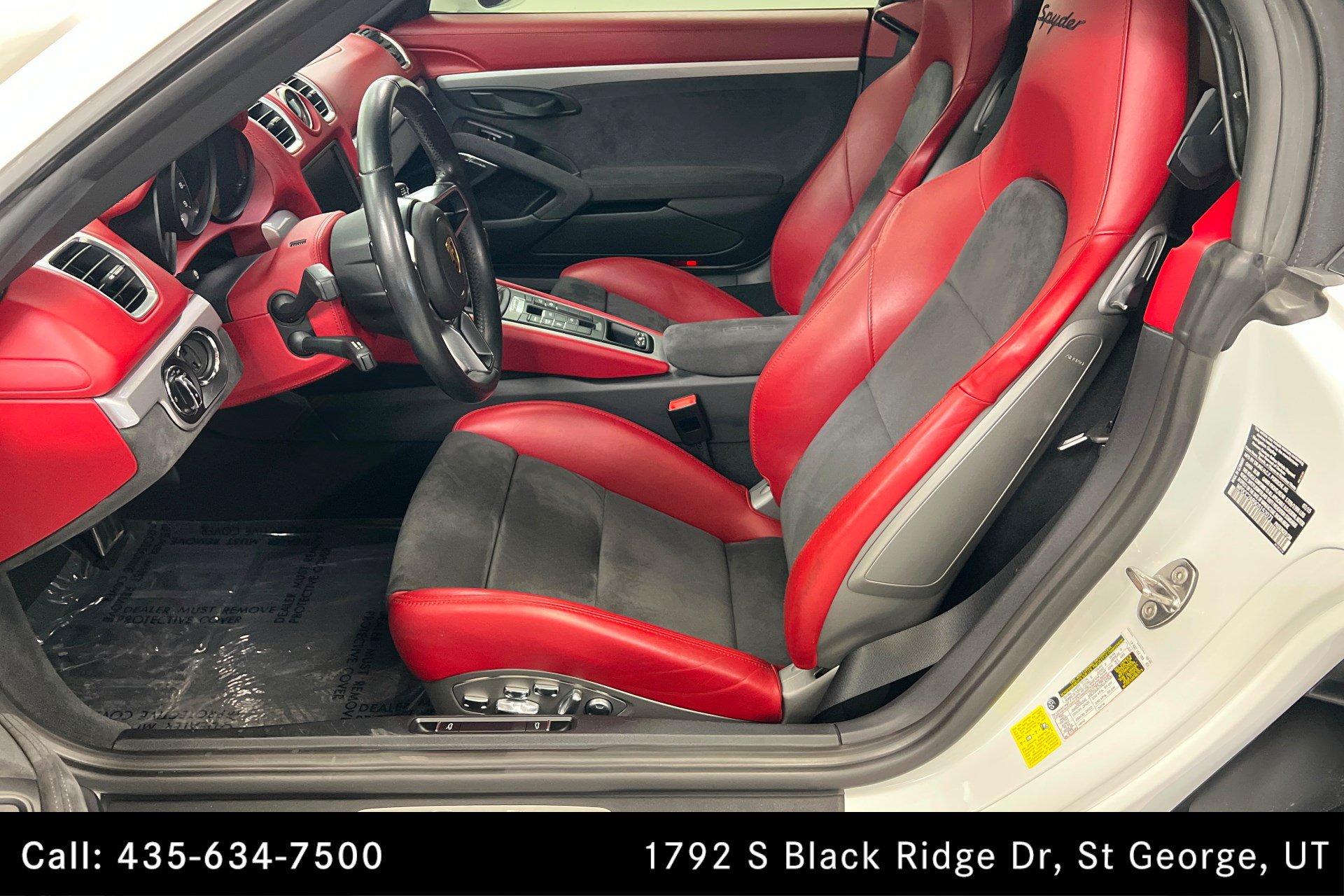Used 2016 Porsche Boxster Spyder RWD image 13