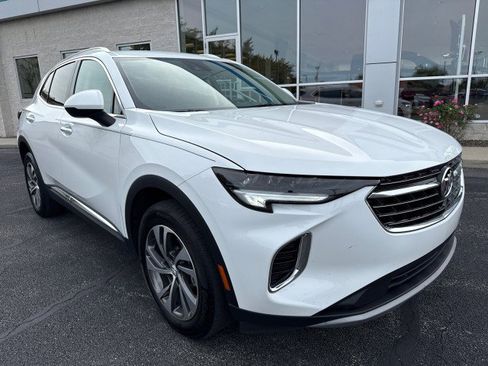 Used 2023 Buick Envision Essence image 1