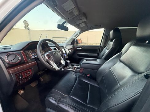 Used 2017 Toyota Tundra Limited w/ Limited Premium Package AWD/4WD image 20