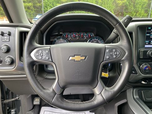 Used 2018 Chevrolet Silverado 1500 LTZ Z71 w/ LTZ Plus Package AWD/4WD image 19