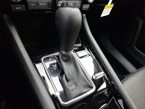 New 2026 Jeep Compass Limited image 7