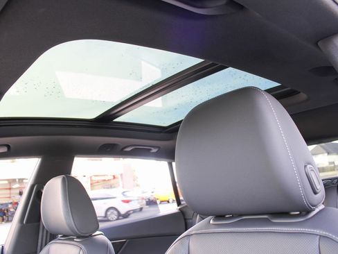 Used 2021 Audi Q8 Prestige image 28