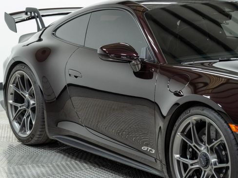 Used 2022 Porsche 911 GT3 image 34