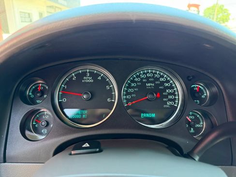 Used 2011 GMC Yukon SLT AWD/4WD image 20