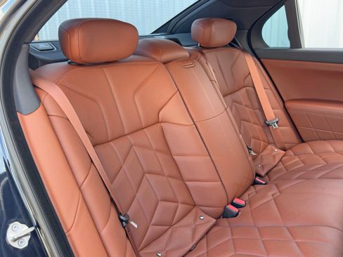 Used 2023 BMW 760i xDrive image 50