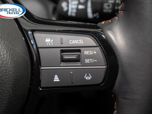 Certified 2025 Honda HR-V Sport image 32