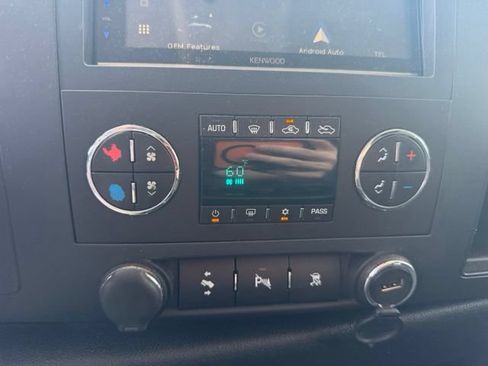 Used 2010 GMC Sierra 2500 SLE w/ SLE Preferred Package AWD/4WD image 26