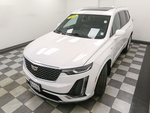 Used 2020 Cadillac XT6 Premium Luxury image 6