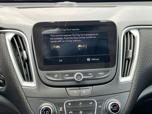 Used 2024 Chevrolet Malibu LT image 13