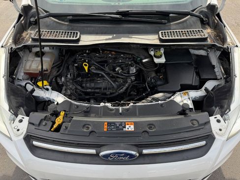 Used 2016 Ford Escape SE w/ Equipment Group 201A FWD image 24