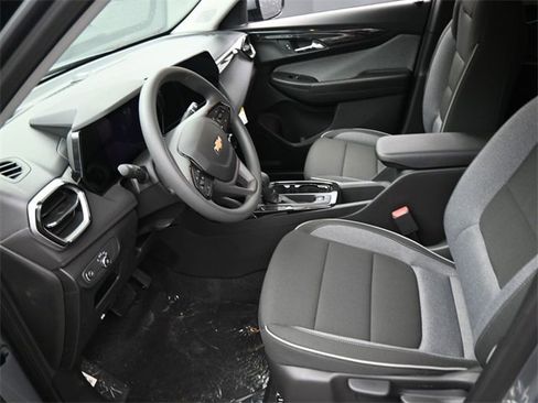 New 2026 Chevrolet TrailBlazer LT image 8