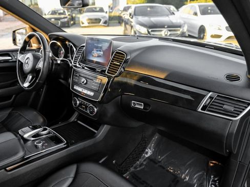 Used 2018 Mercedes-Benz GLE 350 image 9