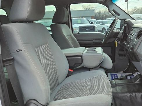 Used 2015 Ford F250 XL w/ Power Equipment Group image 47