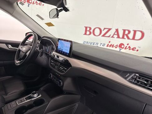 Used 2022 Ford Escape SEL image 17