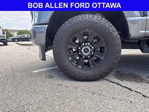 Used 2025 Ford F350 Lariat w/ Lariat Ultimate Package AWD/4WD image 8