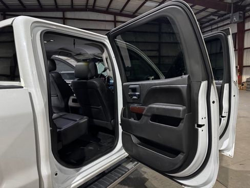 Used 2017 GMC Sierra 1500 SLT w/ SLT Premium Package image 21