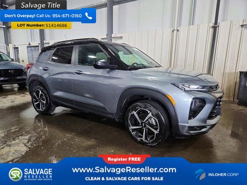 Used 2021 Chevrolet TrailBlazer RS w/ Technology Package AWD/4WD image 5