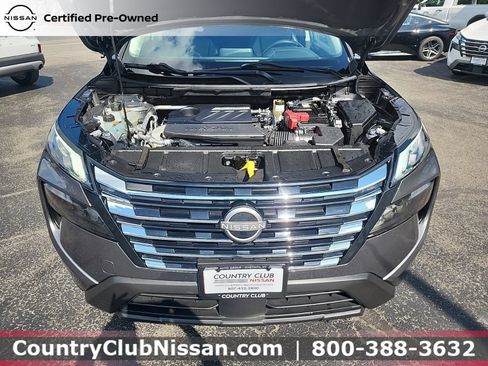 Certified 2024 Nissan Rogue SV w/ SV Premium Package AWD/4WD image 32