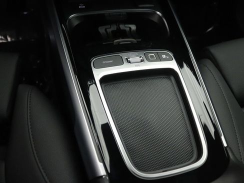 Certified 2026 Mercedes-Benz GLB 250 image 18