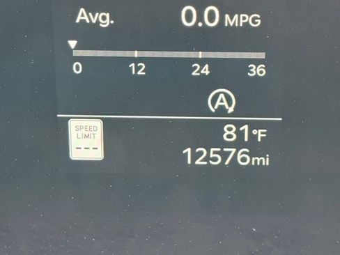 Used 2025 Kia Sorento S w/ Panoramic Sunroof Package FWD image 19