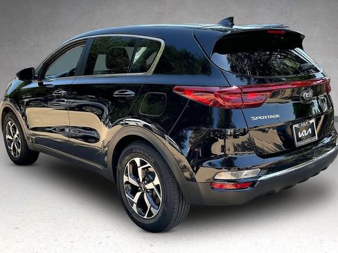 Certified 2022 Kia Sportage LX FWD image 4