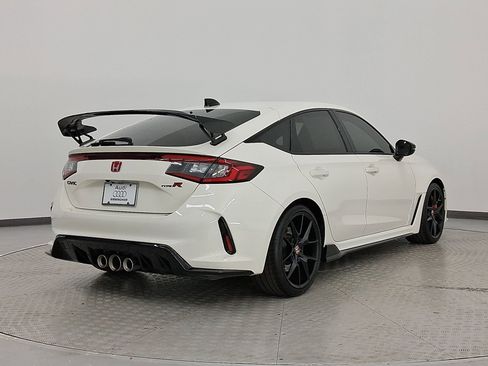 Used 2024 Honda Civic Type R image 9