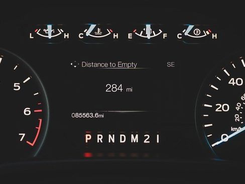 Used 2016 Ford F150 XLT w/ Equipment Group 302A Luxury image 10