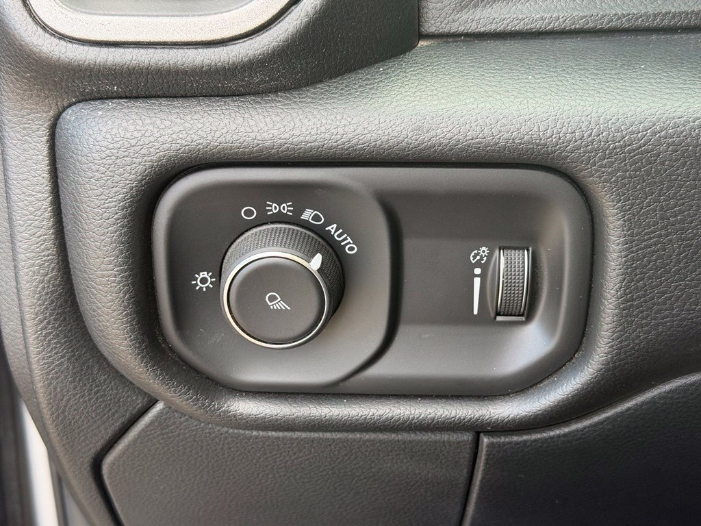 Certified 2022 RAM 2500 Tradesman AWD/4WD image 13