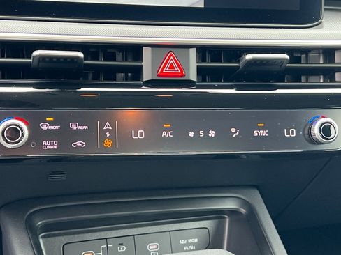 Used 2025 Kia K5 LXS image 21