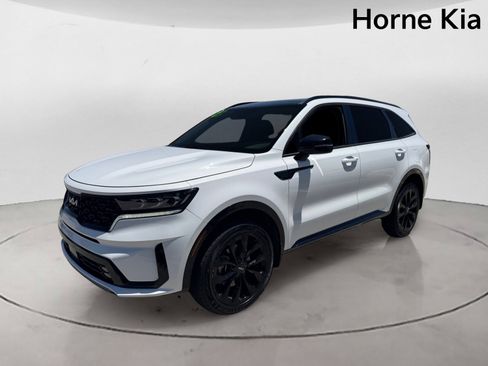 Certified 2023 Kia Sorento SX AWD/4WD image 7