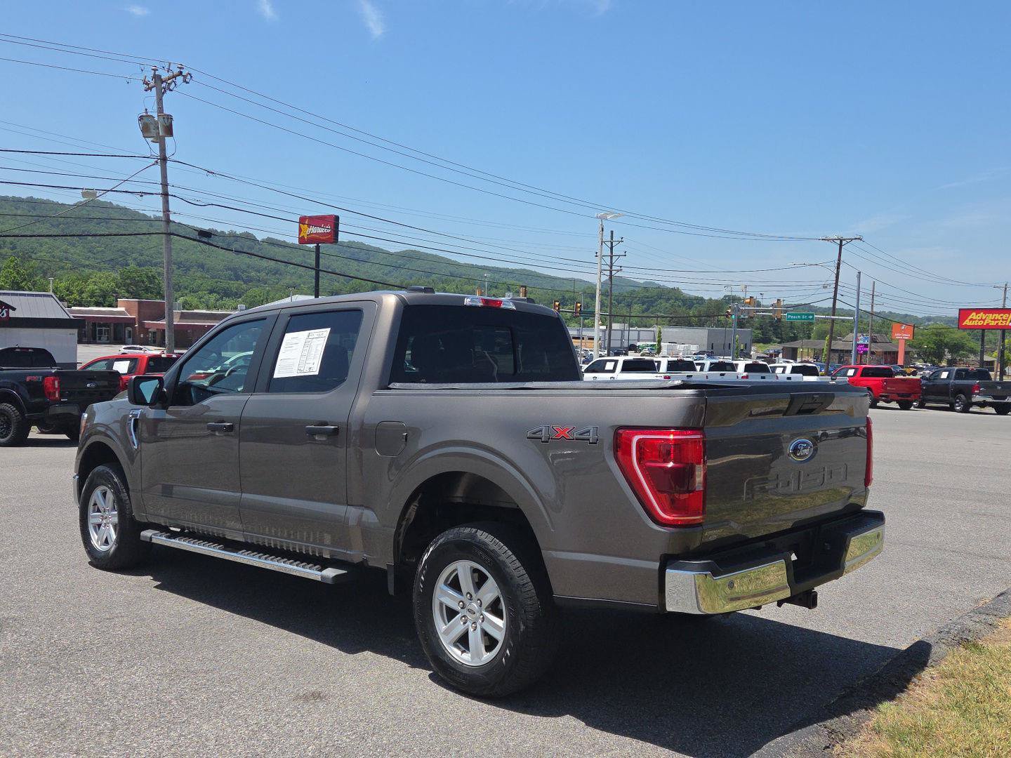 Used 2022 Ford F150 XLT AWD/4WD image 5