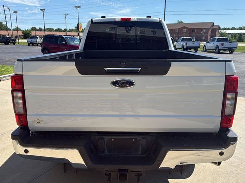 Used 2020 Ford F250 Lariat w/ Chrome Package AWD/4WD image 9
