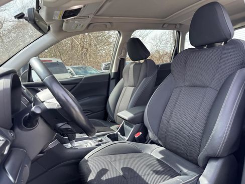 Used 2019 Subaru Forester Premium image 14