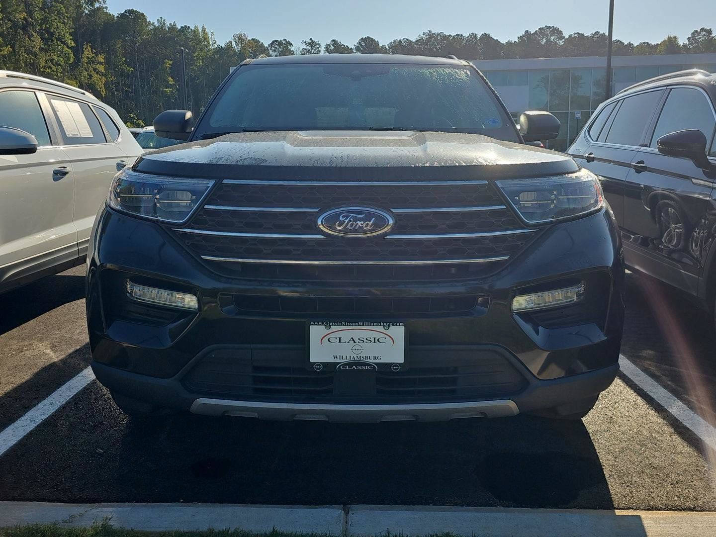 Used 2023 Ford Explorer XLT w/ Equipment Group 202A RWD image 1
