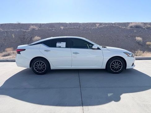 Used 2019 Nissan Altima 2.5 S FWD image 4