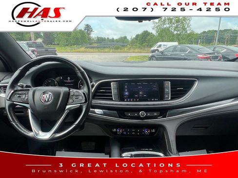 Used 2022 Buick Enclave Premium image 14