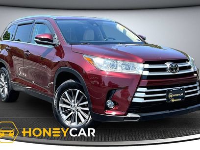 Used 2019 Toyota Highlander XLE