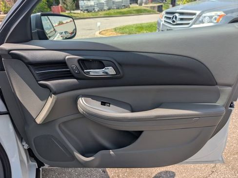 Used 2014 Chevrolet Malibu LS FWD image 22