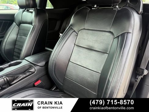 Used 2017 Ford Mustang GT Premium w/ Equipment Group 401A RWD image 30