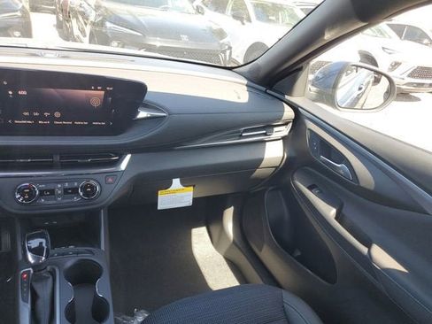 New 2026 Buick Envista Preferred w/ Convenience I Package FWD image 14