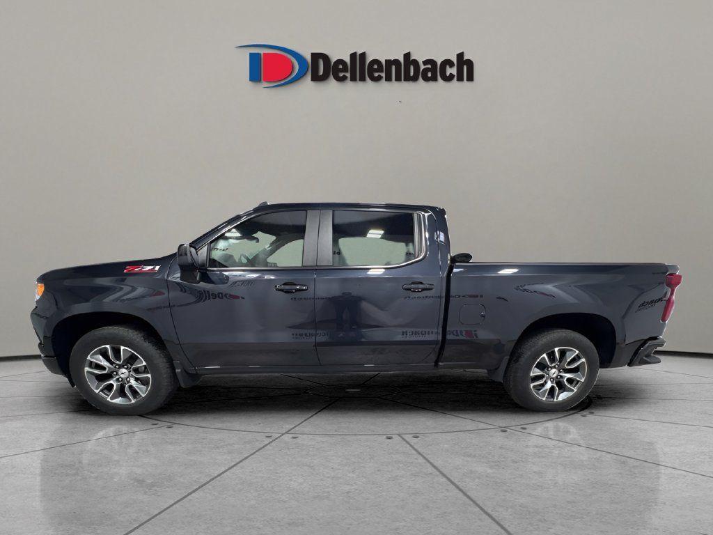 Used 2024 Chevrolet Silverado 1500 RST w/ Convenience Package II AWD/4WD image 2