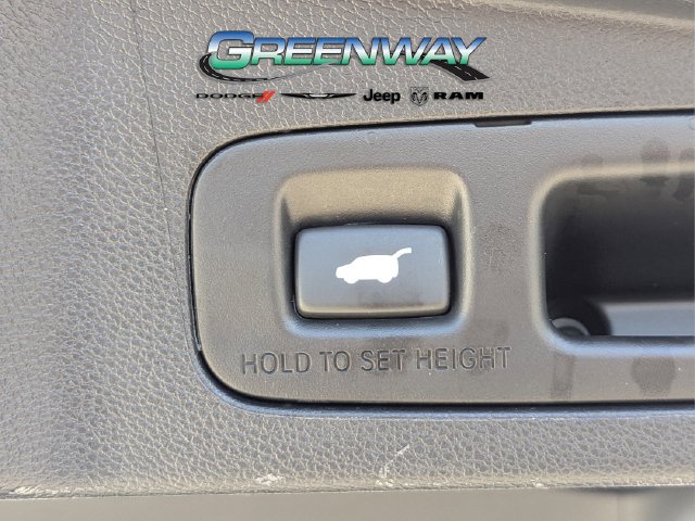 Used 2019 Honda CR-V Touring image 12