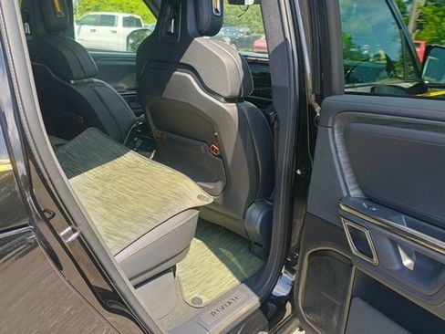 Used 2022 Rivian R1T Adventure AWD/4WD image 16