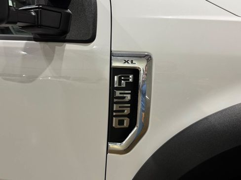 Used 2017 Ford F550 2WD SuperCab Super Duty image 23